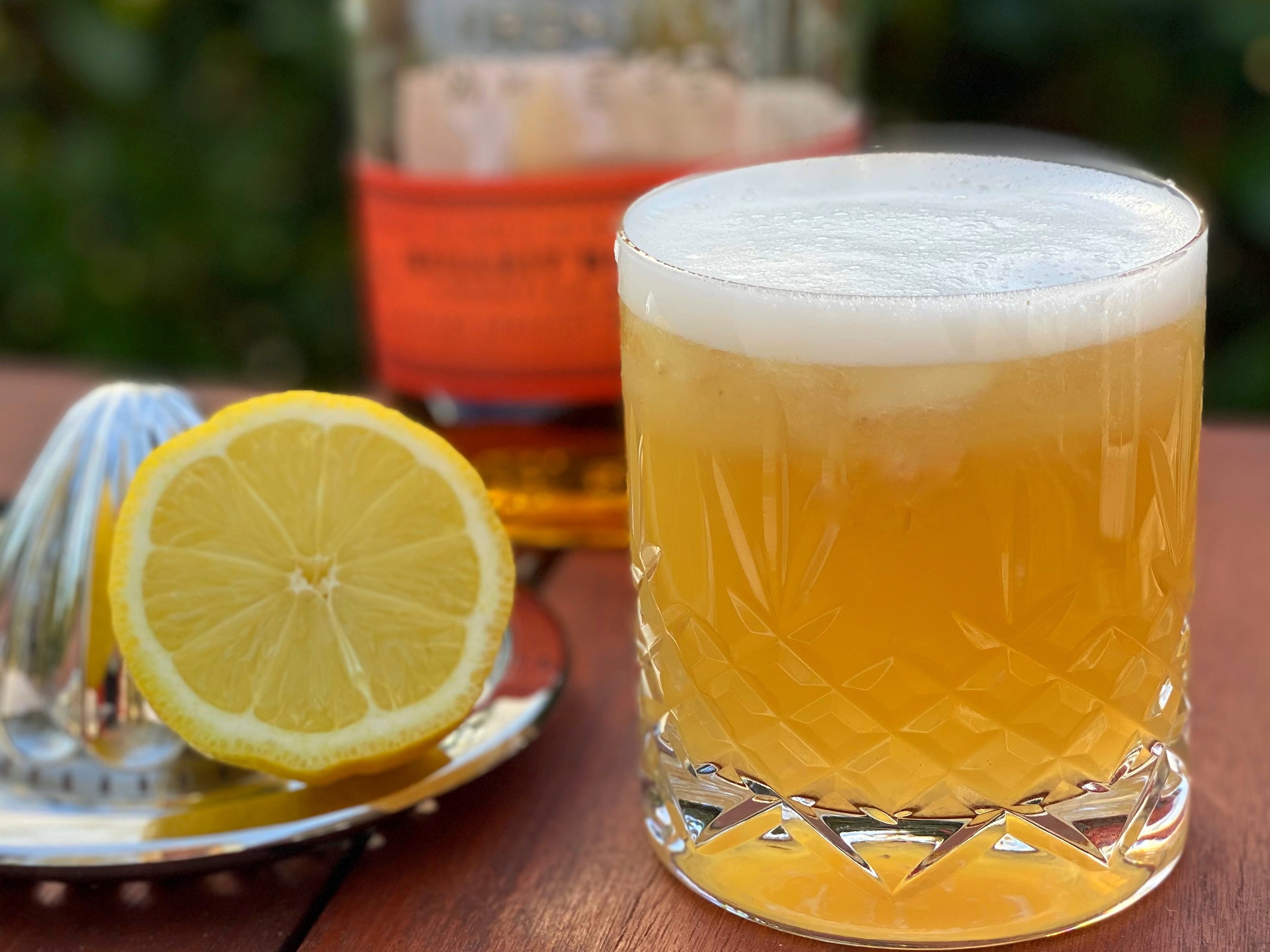 Whiskey sour Den bedste opskrift på perfekt og syrlig whiskey sour